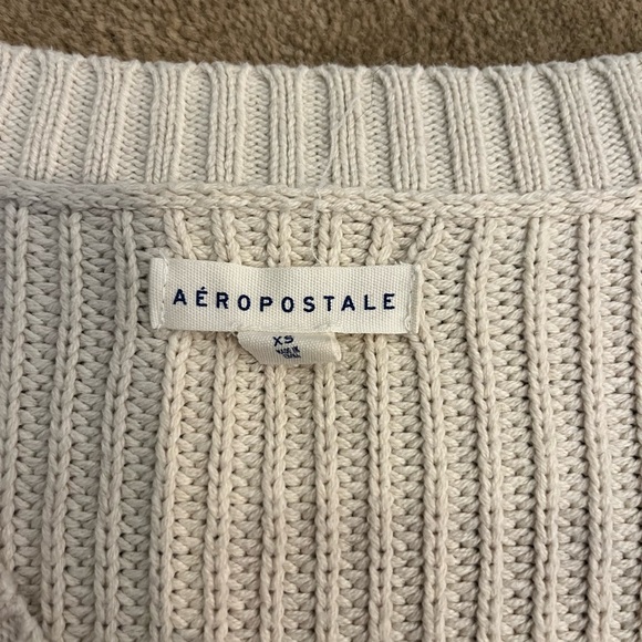 Aeropostale Sweater - Picture 2 of 3